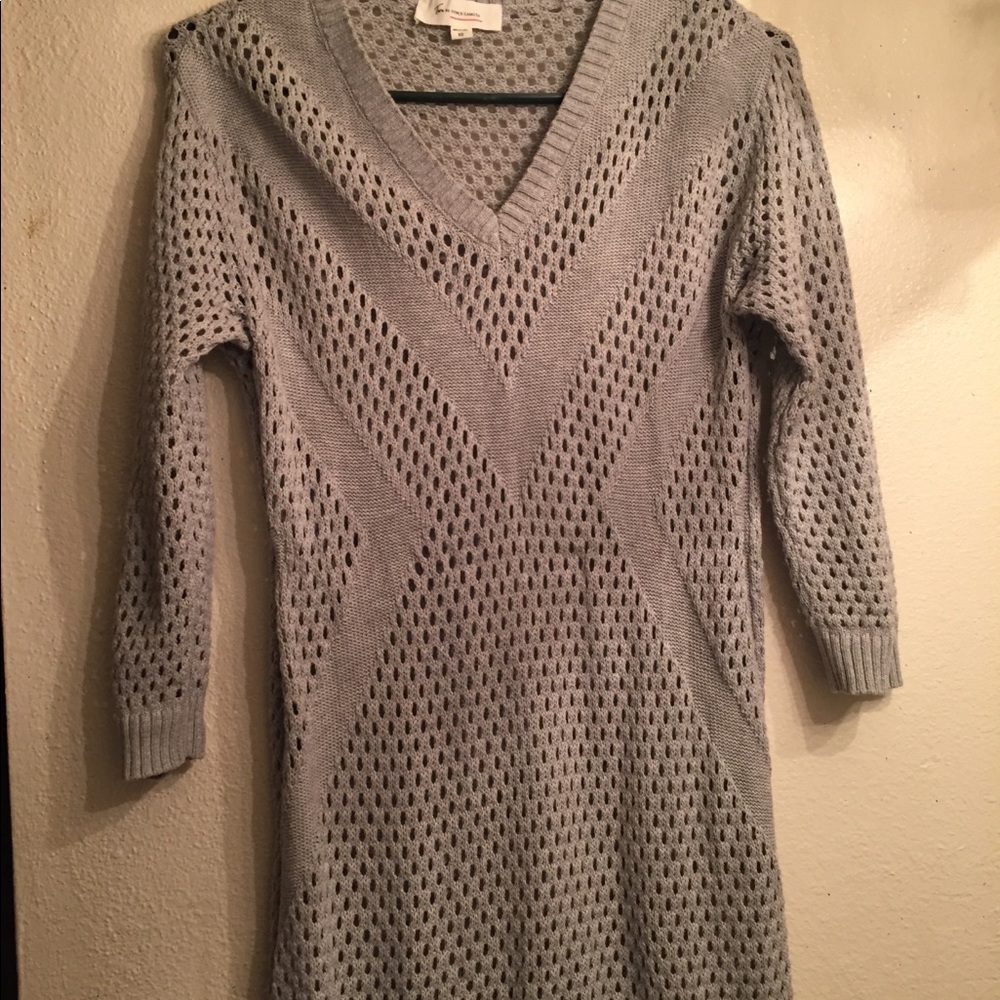 Vince Camuro  Knitted Eyelet 3/4 Sleeve Sweater